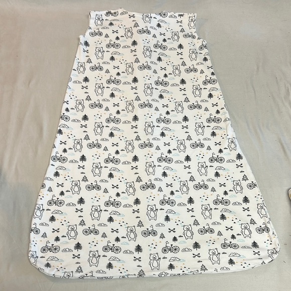 Halo White Cotton Sleep Sack with Woodland Design - Picture 3 of 3